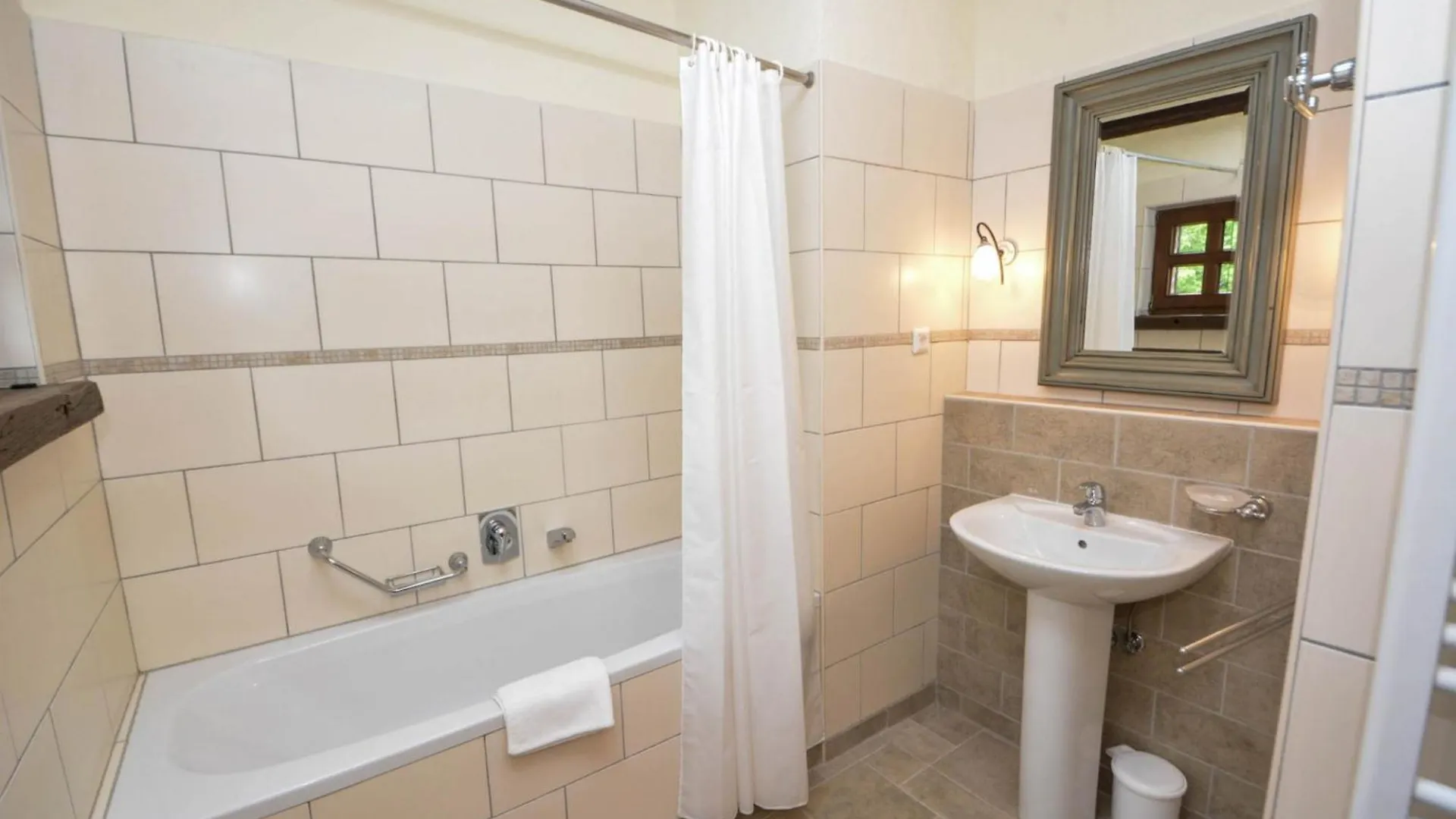Villa Lunaria In Fabci - Haus Fuer 6 Personen Višnjan