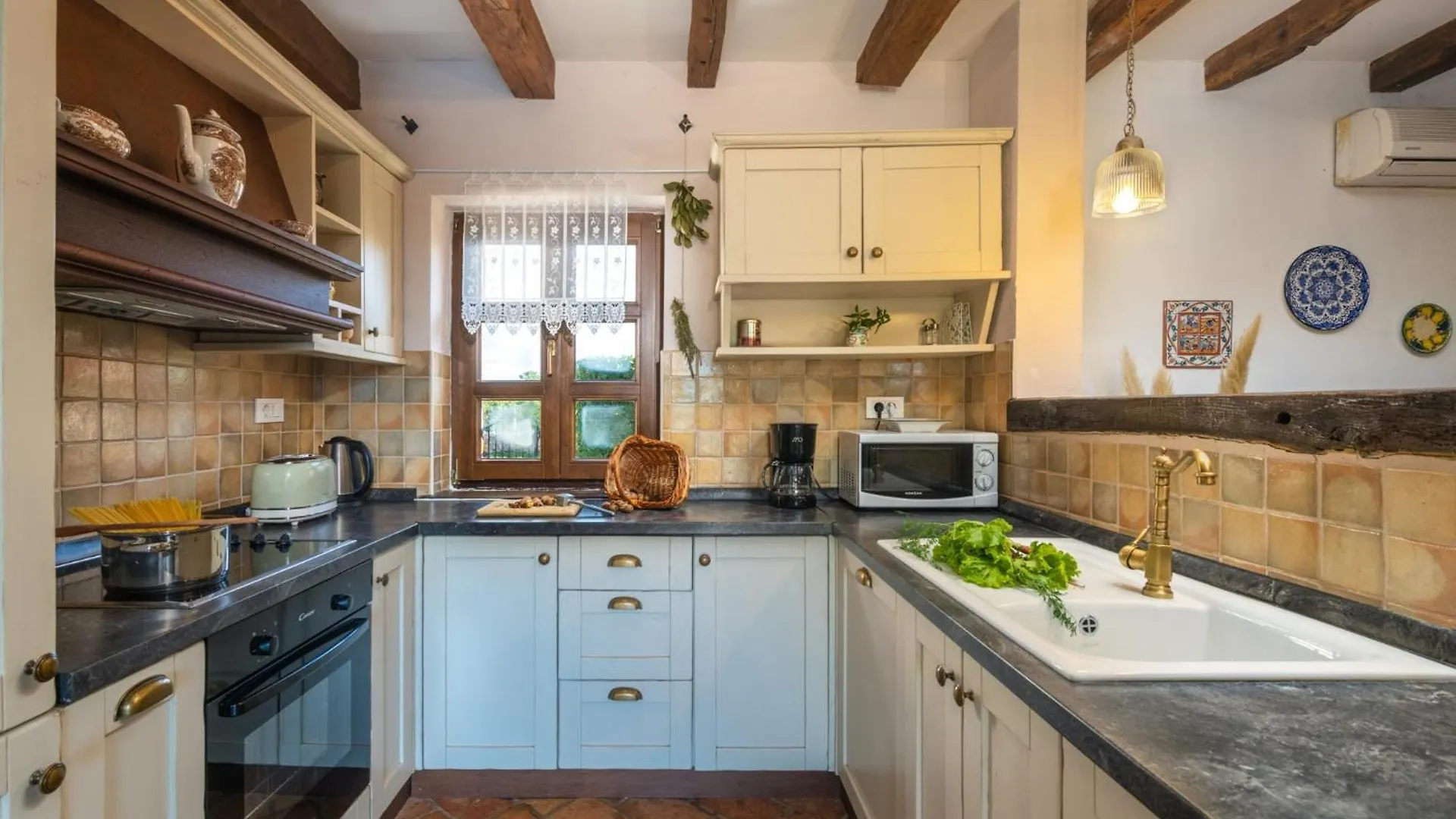 Villa Lunaria In Fabci - Haus Fuer 6 Personen Višnjan 0*,  Croácia